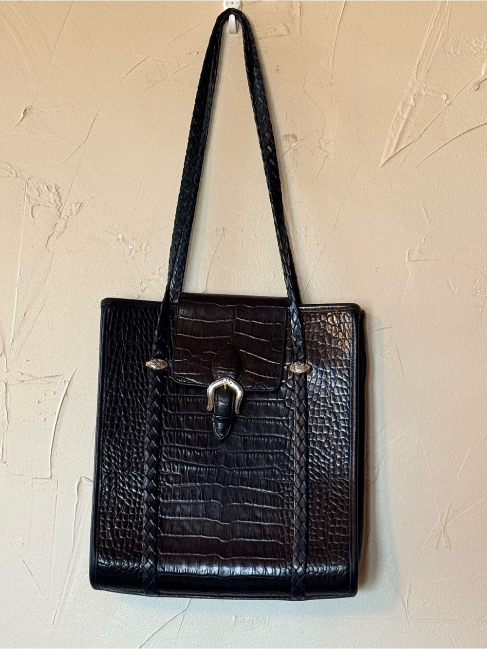 BRIGHTON vintage Black Croc-Embossed Leather Tote with Silver Buckle - Picture 2 of 11